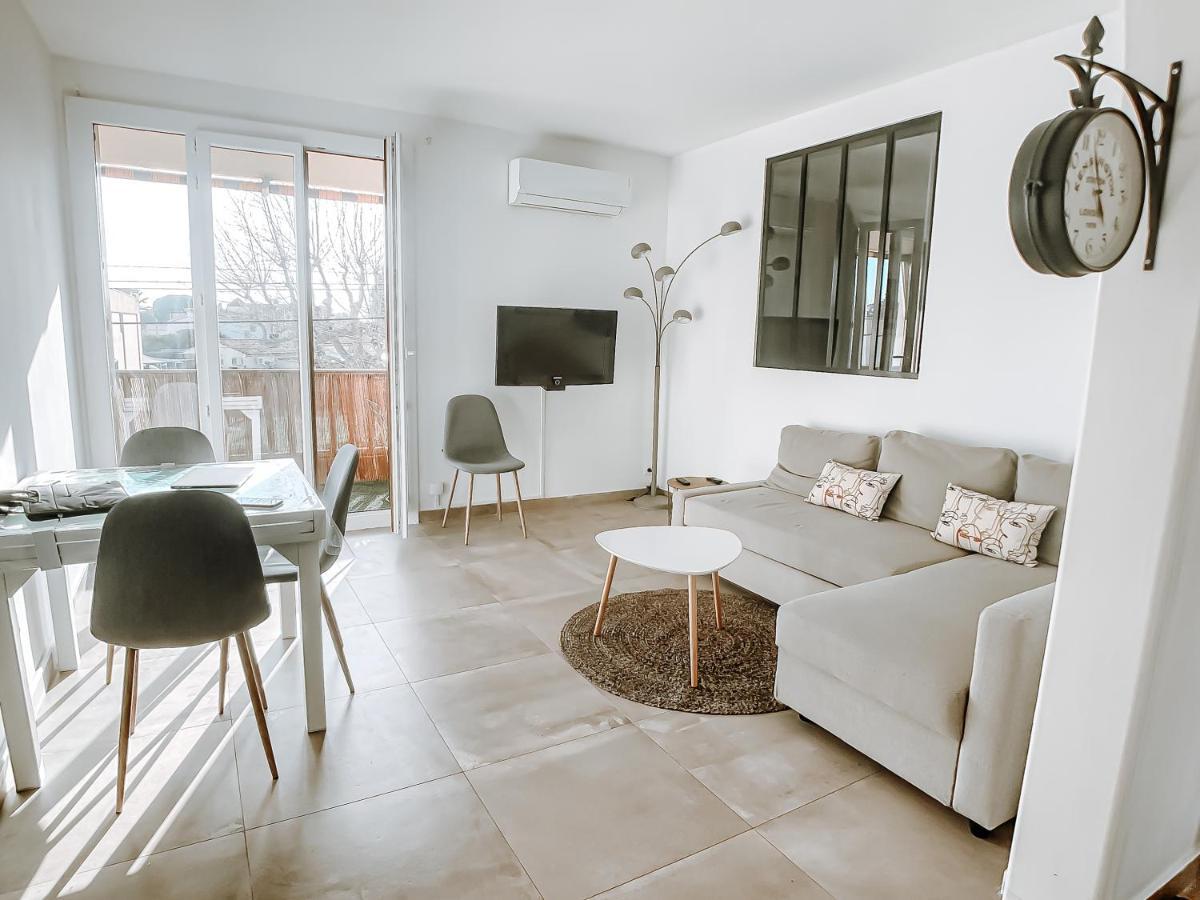 Appartement T3 Tout Confort A 500M De La Mer Saint-Cyr-sur-Mer Zewnętrze zdjęcie